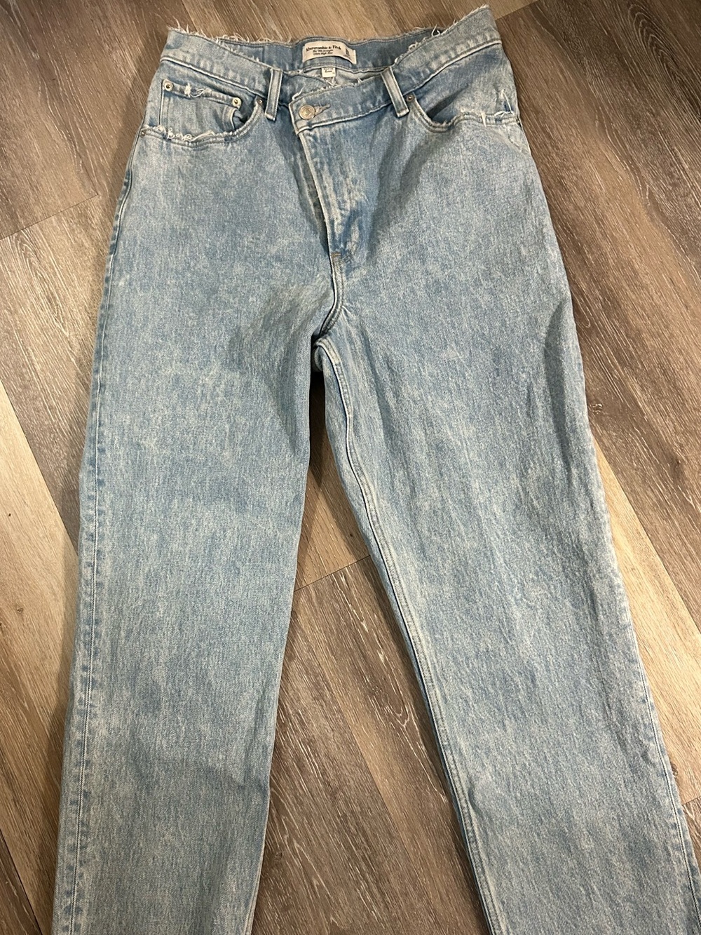 Abercrombie and Fitch curve love 90s Ultra high straight jeans